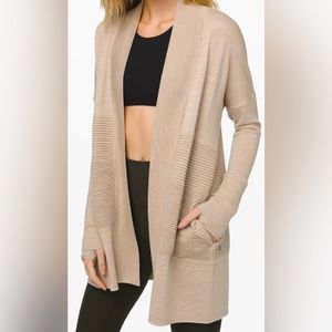 Lululemon Lotus Wrap II Size 4